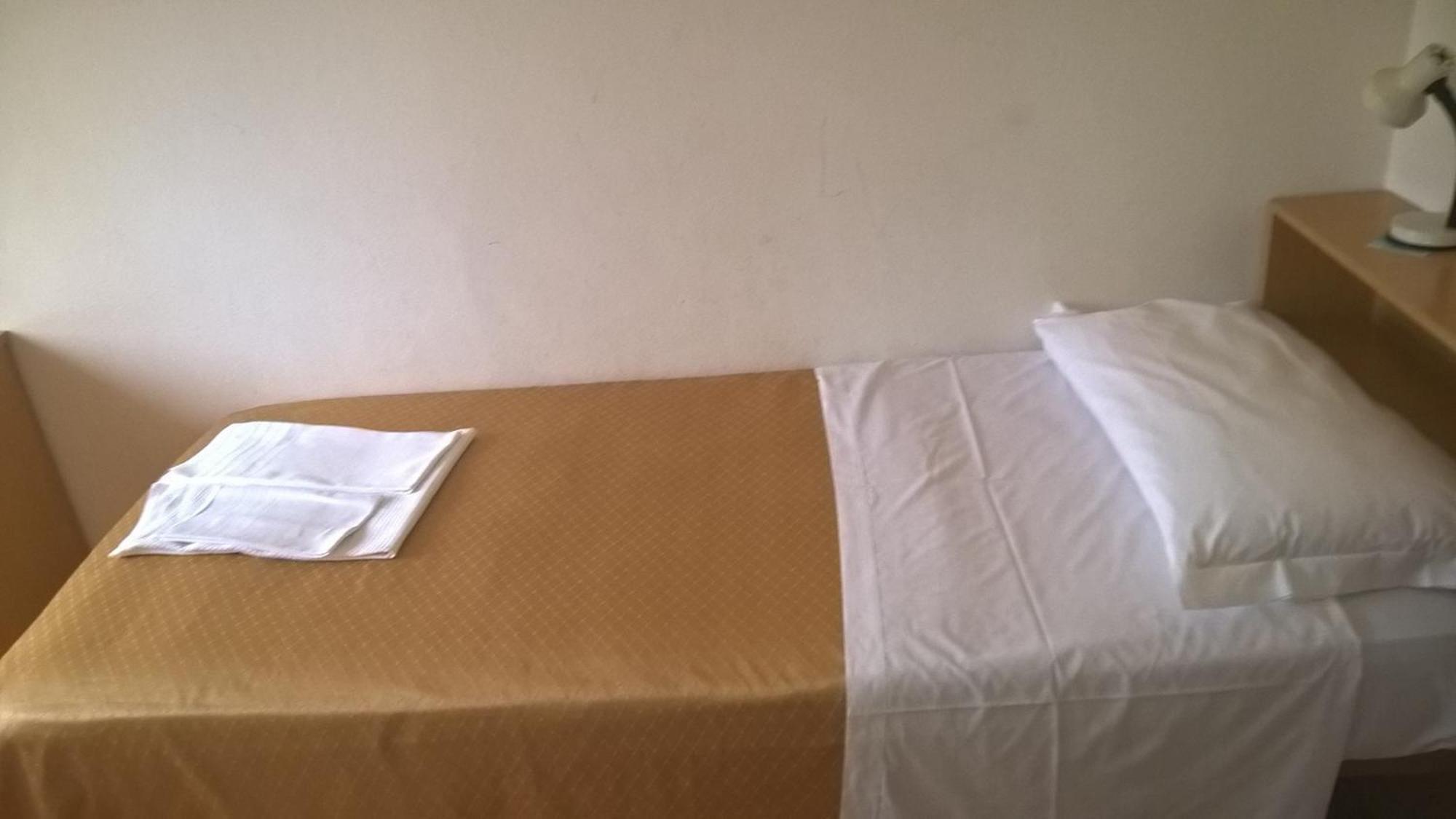 Hotel Parigi 카스텔산피에트로테르메 객실 사진