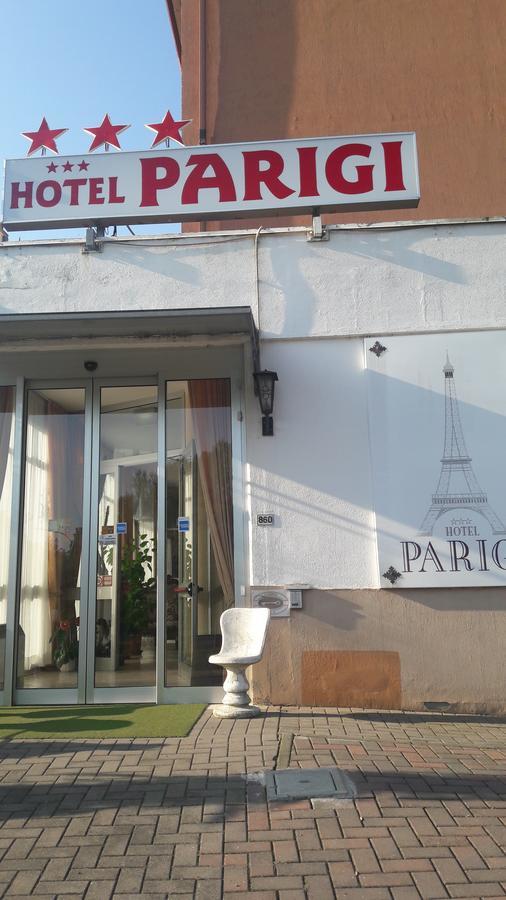 Hotel Parigi 카스텔산피에트로테르메 외부 사진
